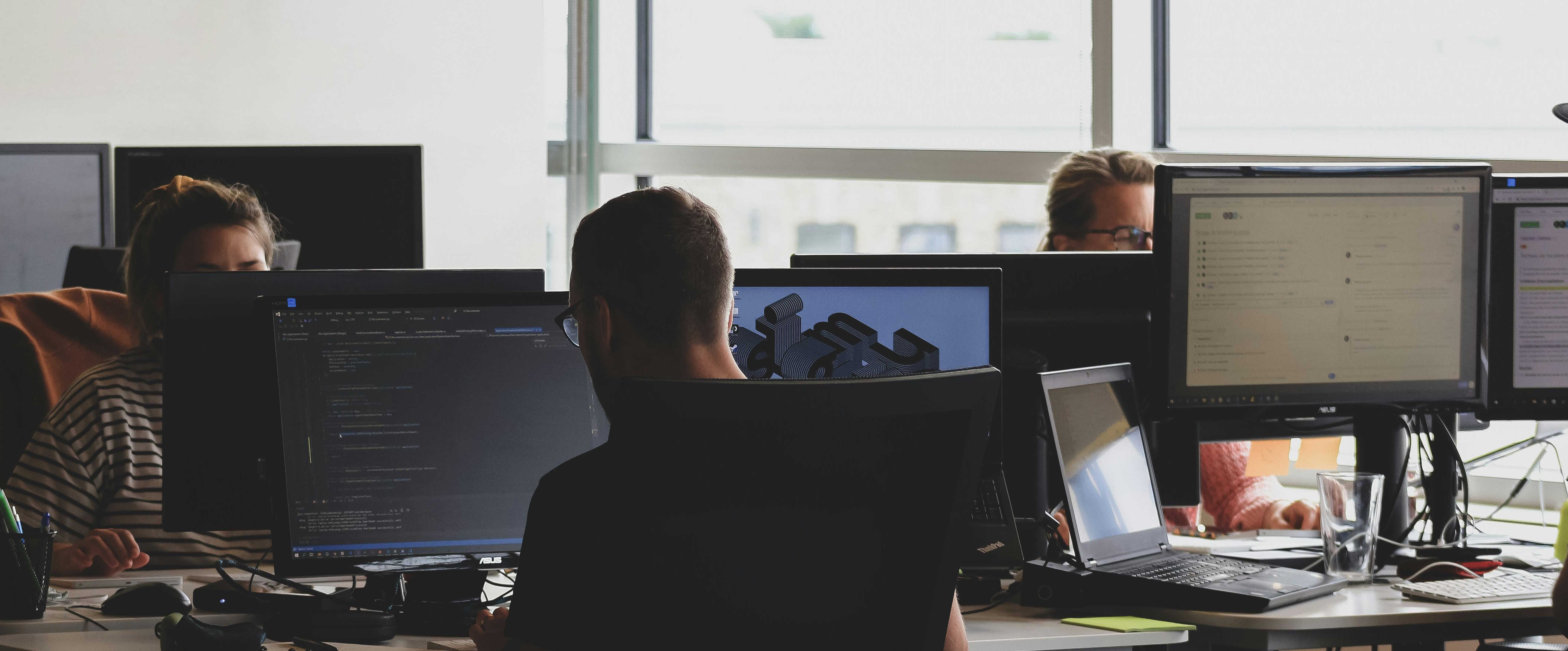 compagnons Fa9b57hffnM unsplash